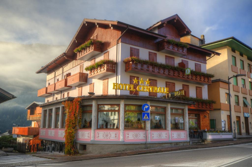 Hotel Centrale Auronzo di Cadore Exterior photo